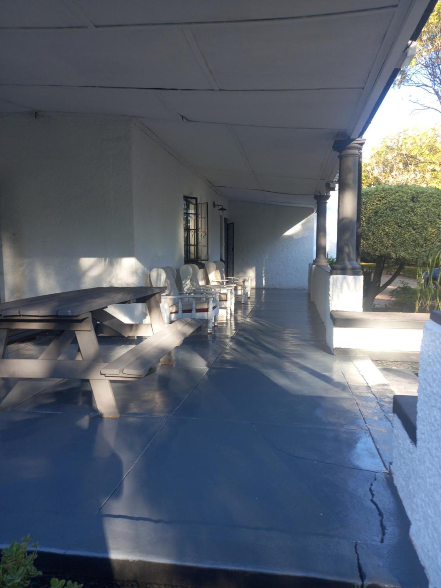 Choice Backpackers Lodge Bulawayo Extérieur photo