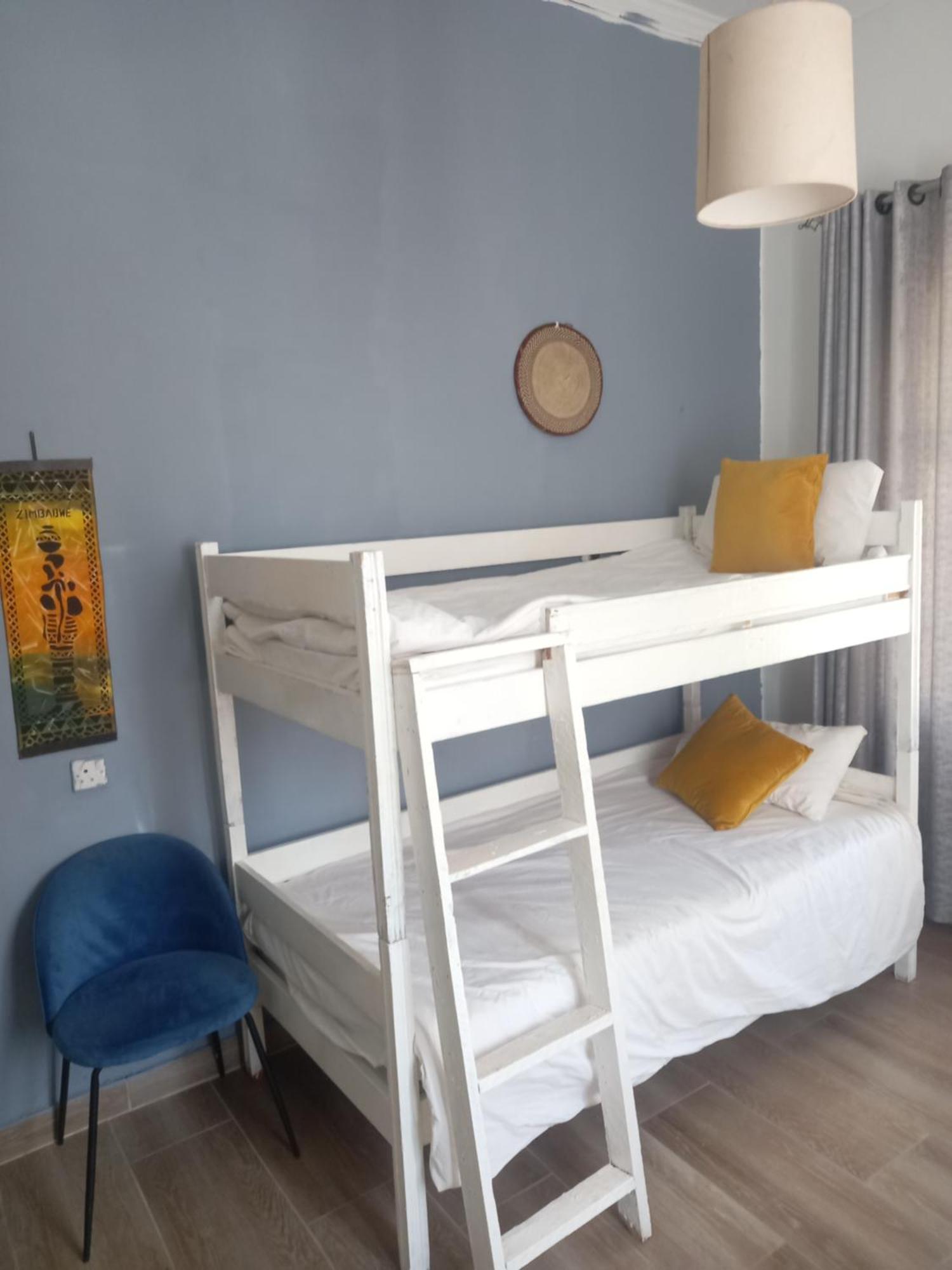 Choice Backpackers Lodge Bulawayo Extérieur photo