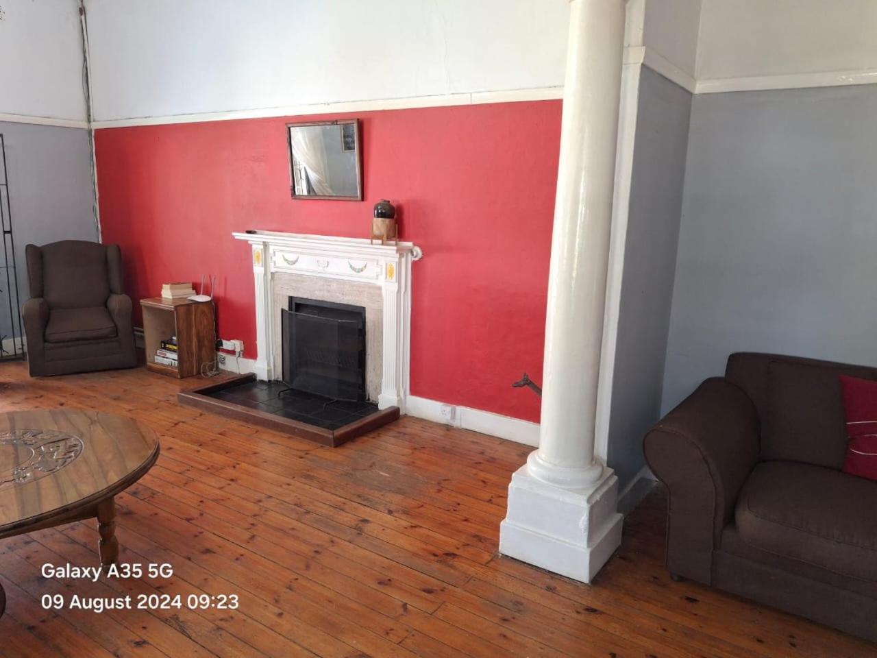 Choice Backpackers Lodge Bulawayo Extérieur photo